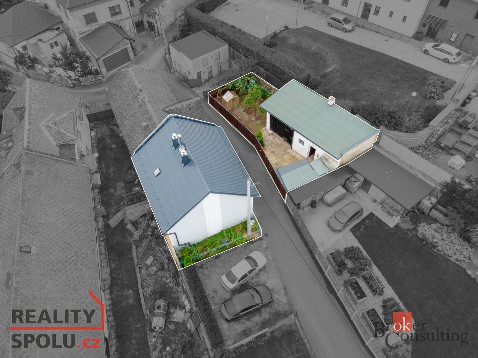 Prodej rodinného domu 3+kk s hospodářskou budovou, Vršovice 81