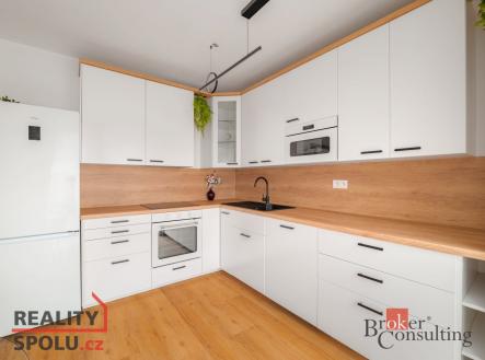 Pronájem bytu, 3+kk, 70 m²