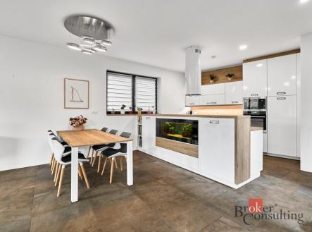 Prodej - dům/vila, 141 m²