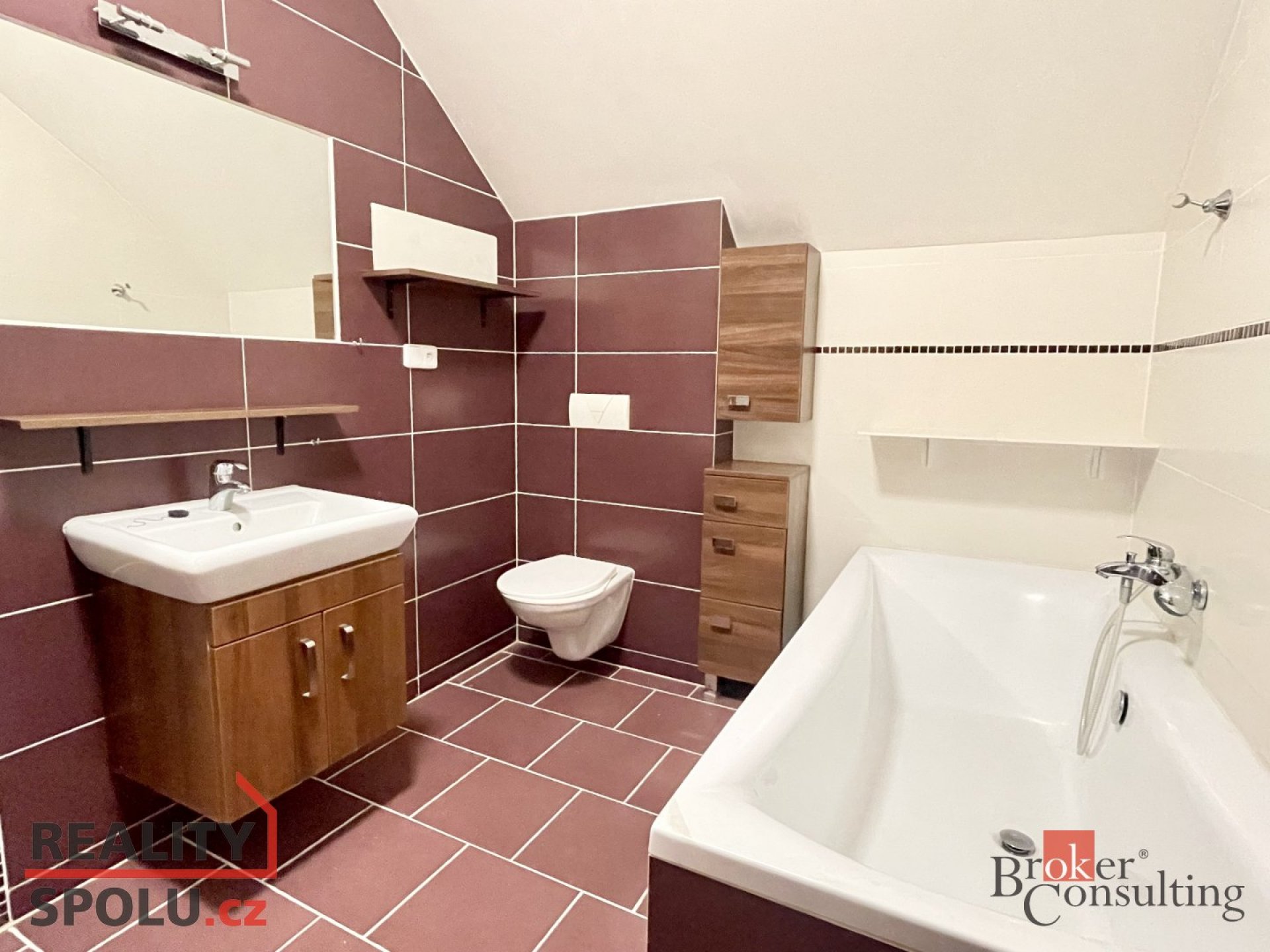 Prodej, byty/2+kk, 73.9 m2, Špálova 145/20, Přívoz, 70200 Ostrava, Ostrava-město [ID 77191]