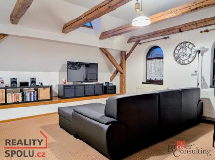 Prodej - dům/vila, 275 m²