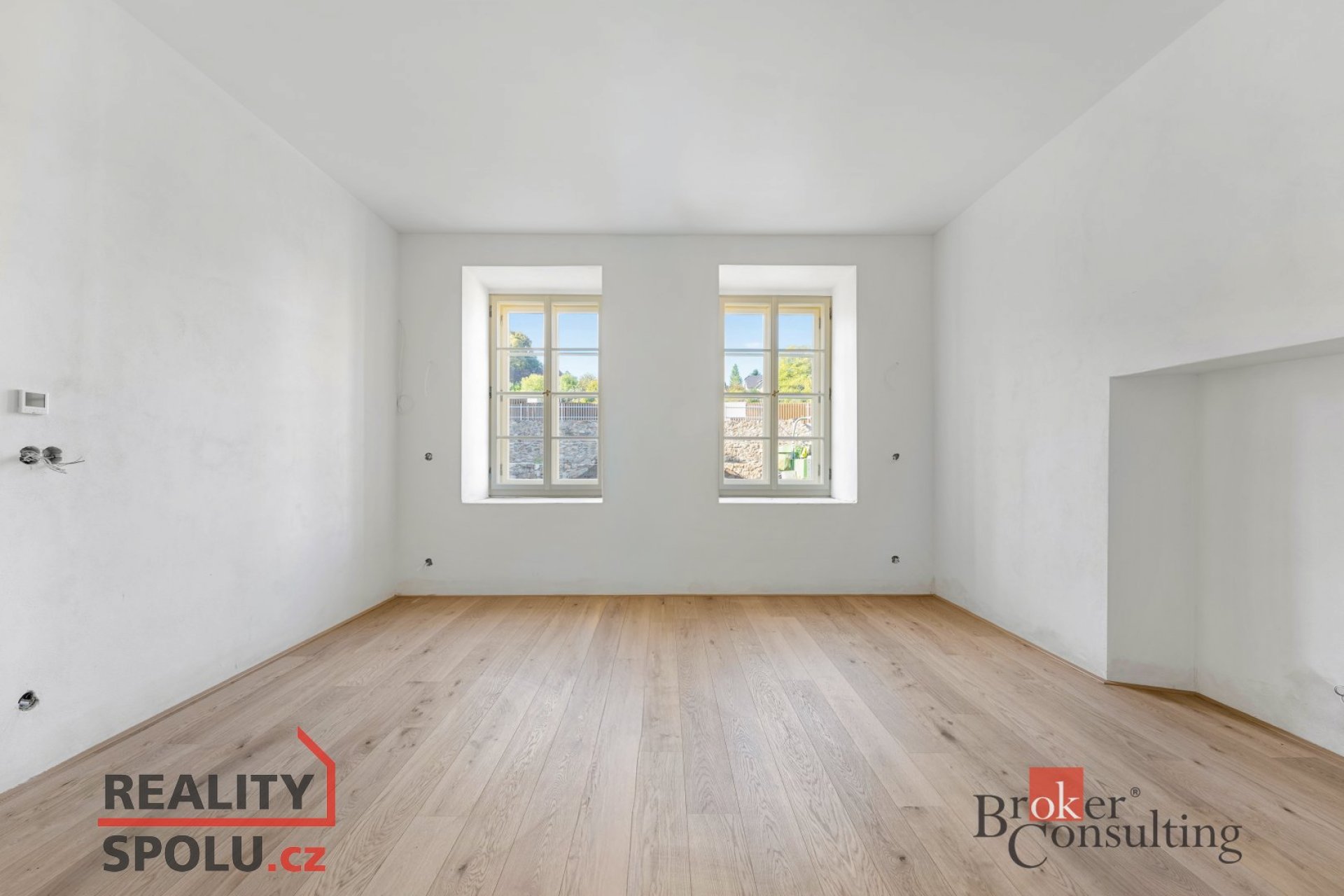 Prostorný moderní byt s nádechem historie