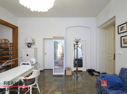 Prodej - komerční objekt, jiný, 122 m²