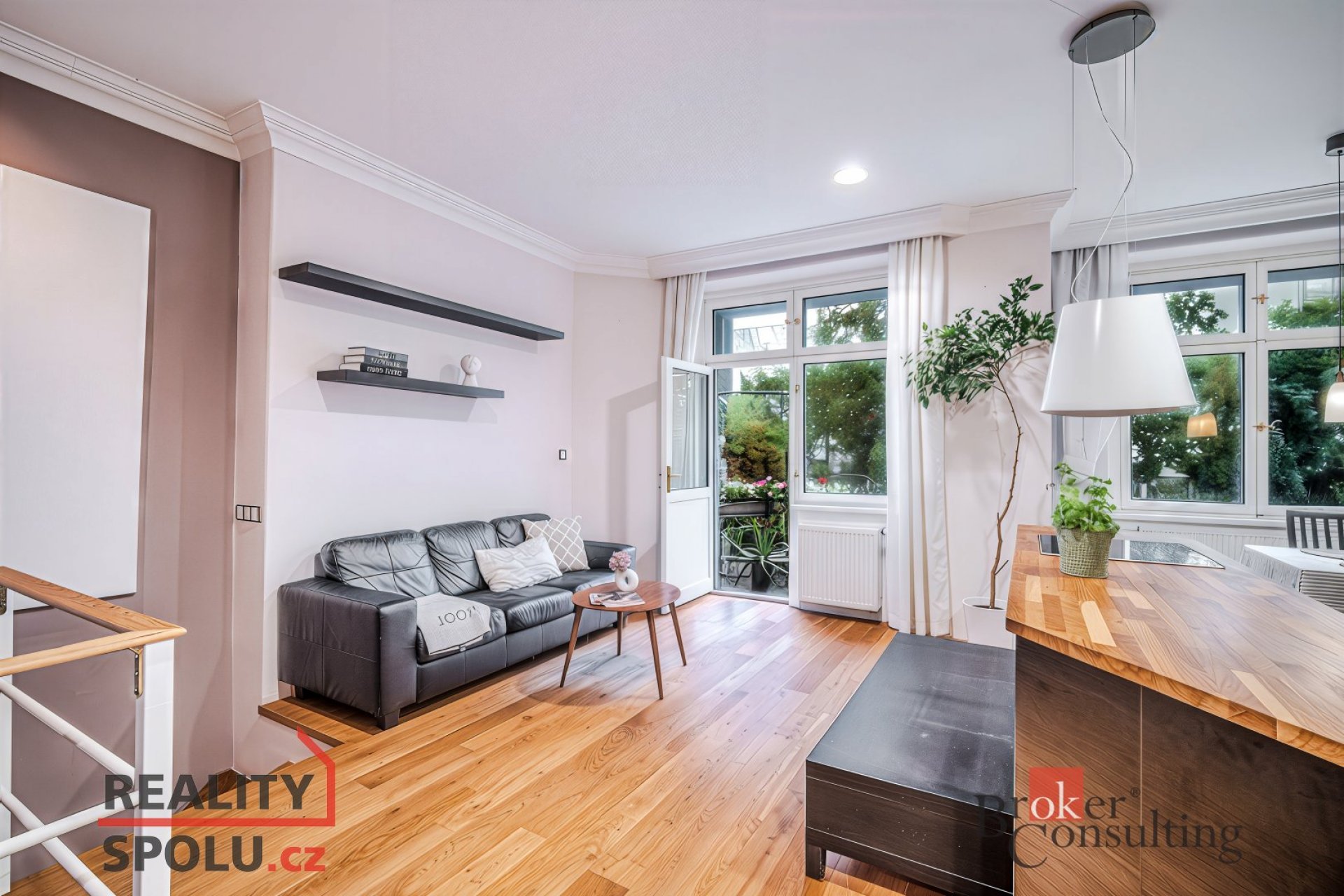 Mezonetový byt 3KK v srdci Vršovic - Madridská ul.