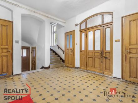 Prodej - dům/vila, 210 m²