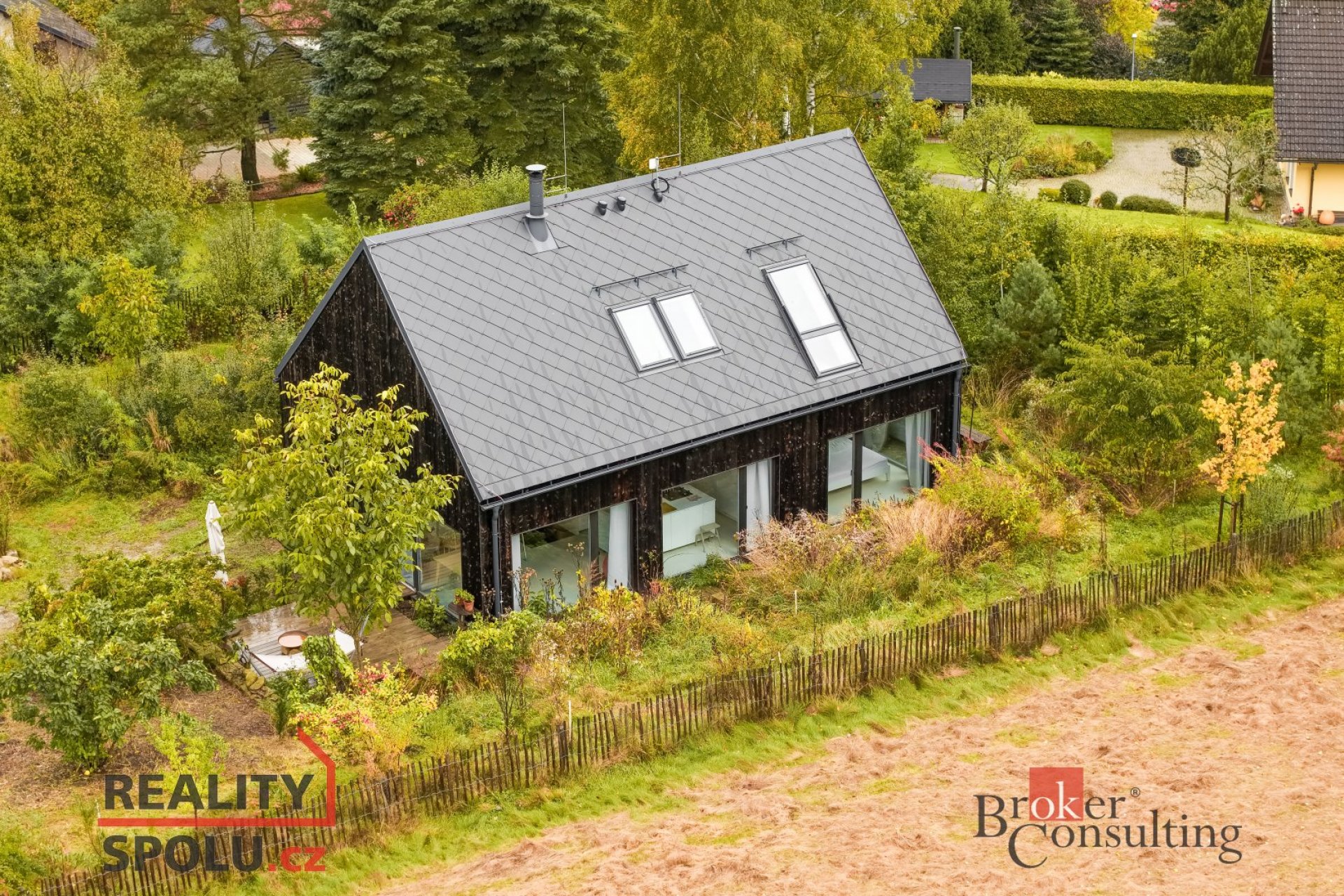 Prodej moderní dřevostavby s velkou zahradou – Kryštofovo Údolí, Liberec 121 m² užitné plochy, dvoug