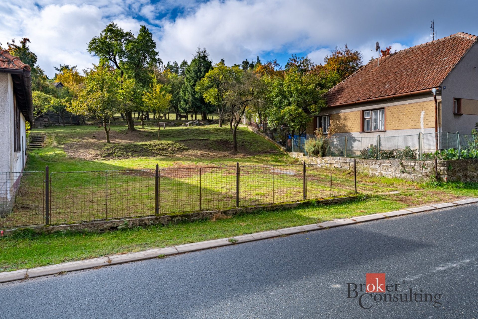 Prodej, pozemky/bydlení, 868 m2, 67505 Rudíkov, Třebíč [ID 77153]