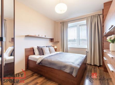 Pronájem bytu, 2+kk, 42 m²