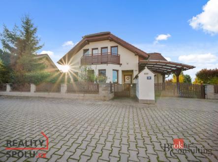 Prodej - dům/vila, 210 m²