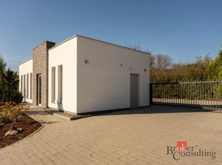 Prodej - komerční objekt, jiný, 70 m²