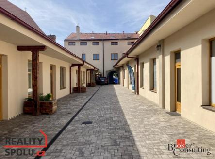 Pronájem - komerční objekt, jiný, 44 m²