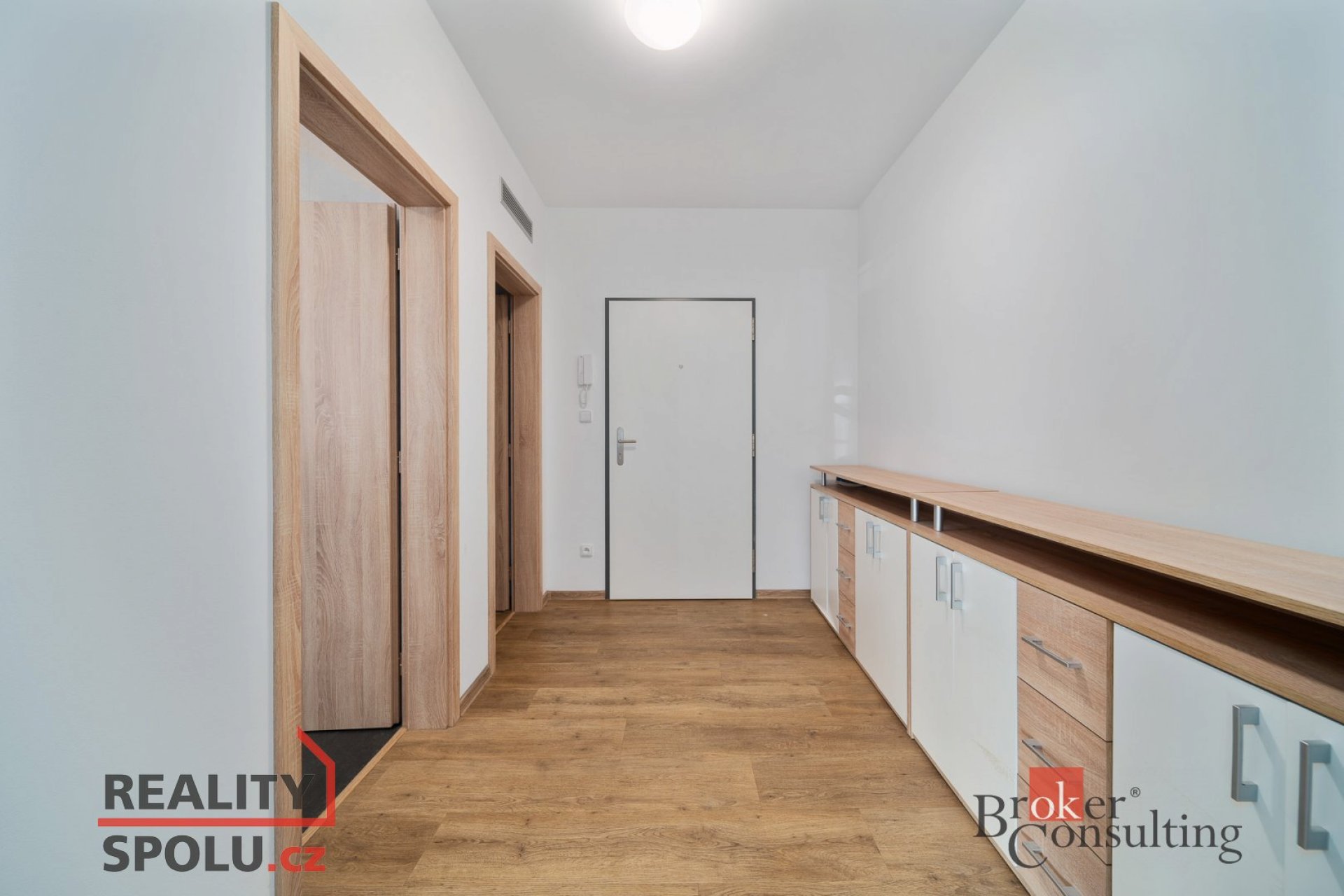 Pronájem nového bytu 2+kk  53m2 se zahradou – Chlumec nad Cidlinou