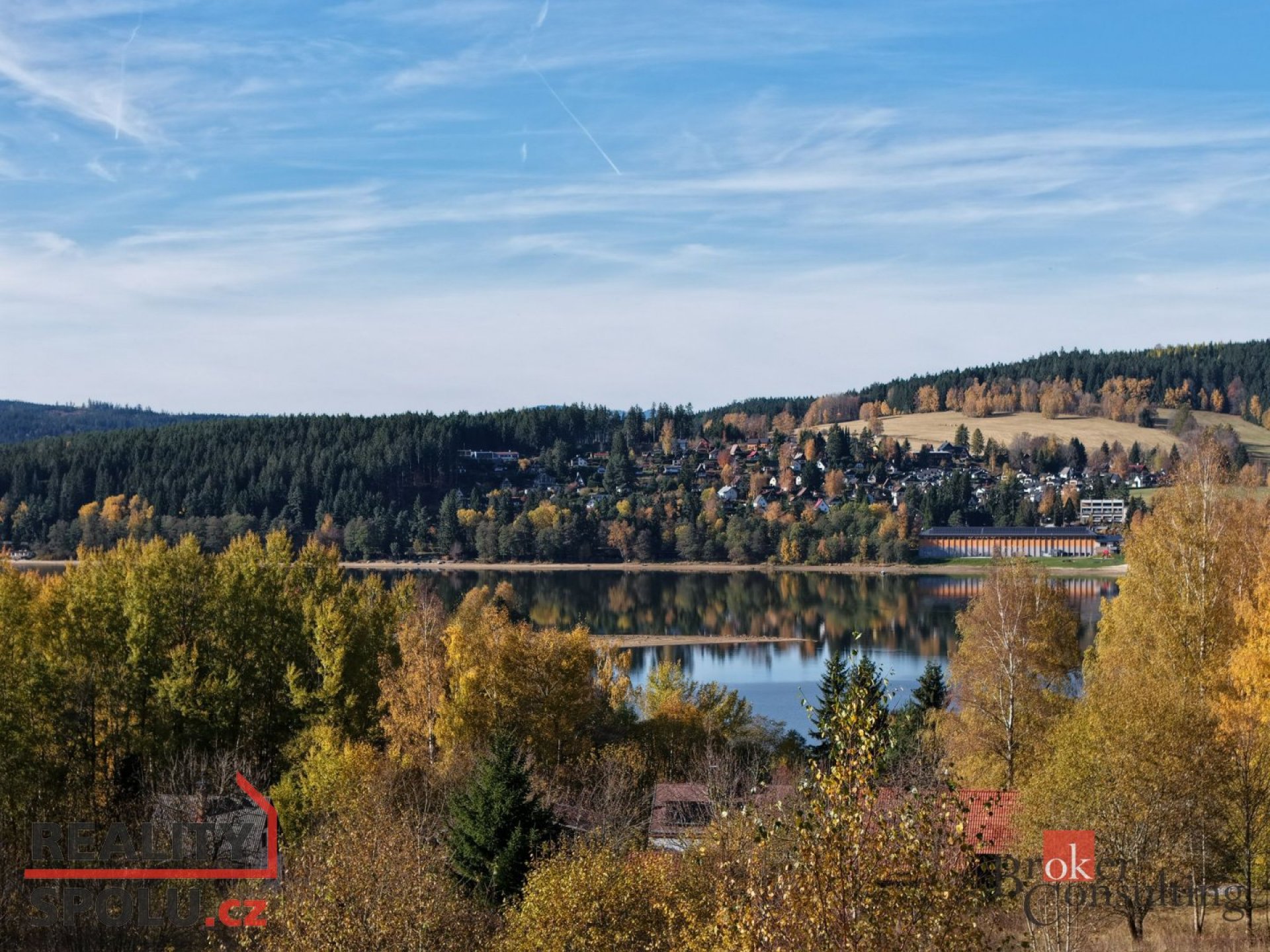 Stavební pozemek s výhledem na Lipenskou přehradu