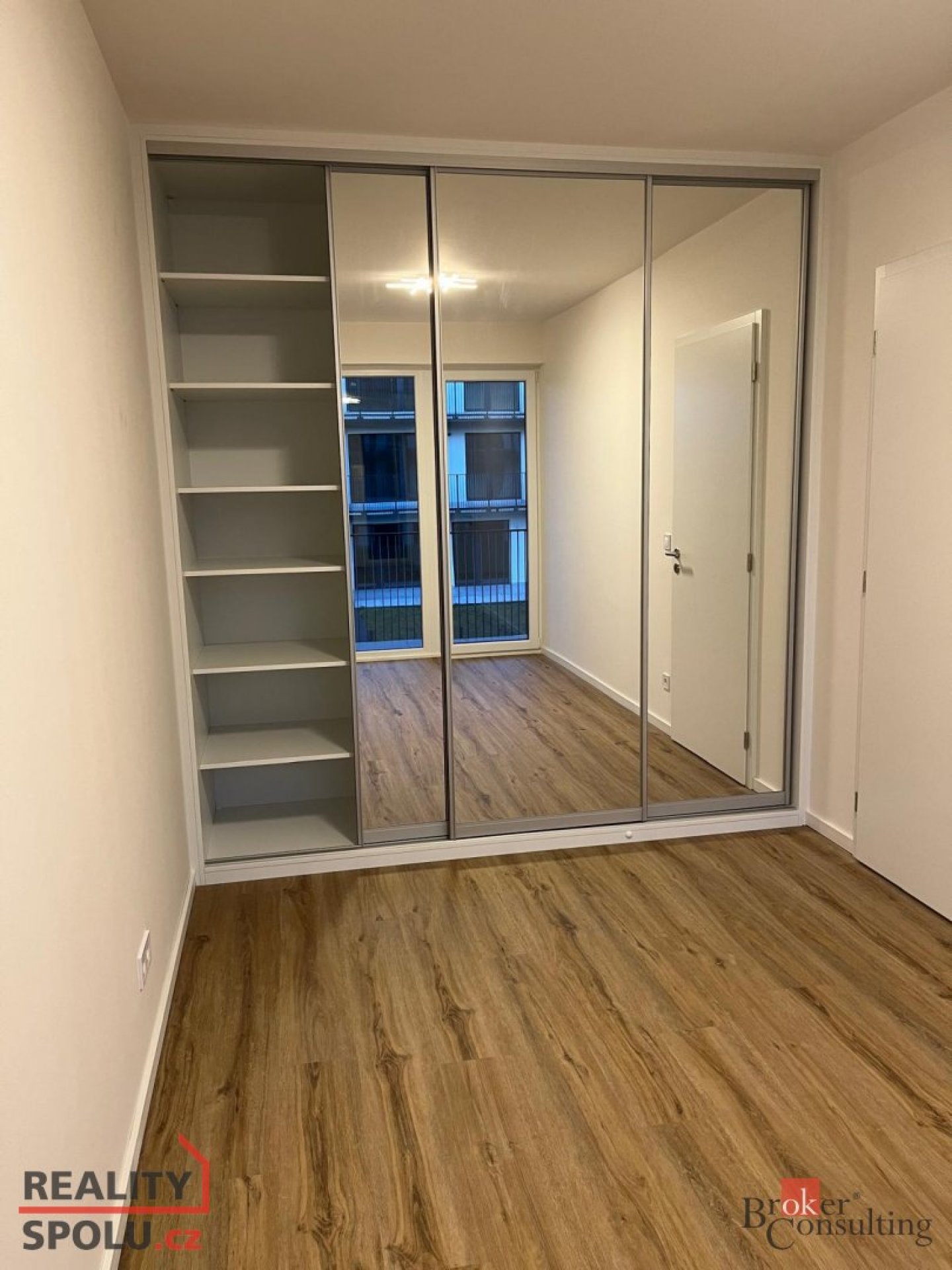 Pronájem, byty/2+kk, 53.6 m2, Ke křížku 1083/1, Dubí, 27203 Kladno, Kladno [ID 78844]