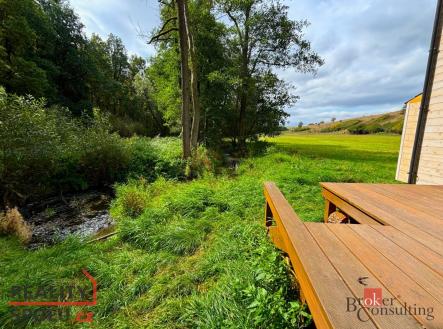 Prodej - pozemek, trvalý travní porost, 1 277 m²