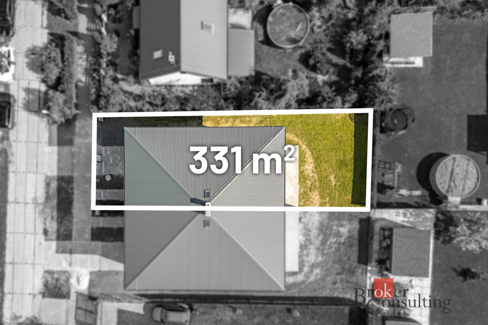 Prodej novostavby, bytu 5+kk, 160m² plochy s garáží, z roku 2026, 30 minut východně od Prahy