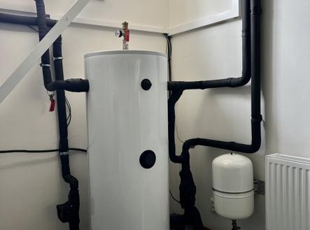 Pronájem - komerční objekt, sklad, 781 m²