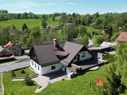 Prodej - dům/vila, 460 m²