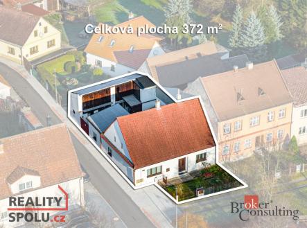 Prodej - dům/vila, 319 m²
