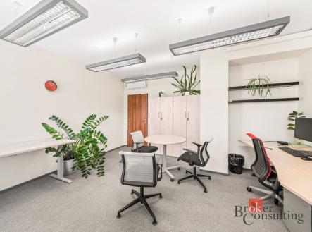 Pronájem - komerční objekt, administrativní budova, 54 m²