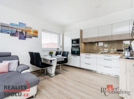 Pronájem bytu, 3+kk, 78 m²