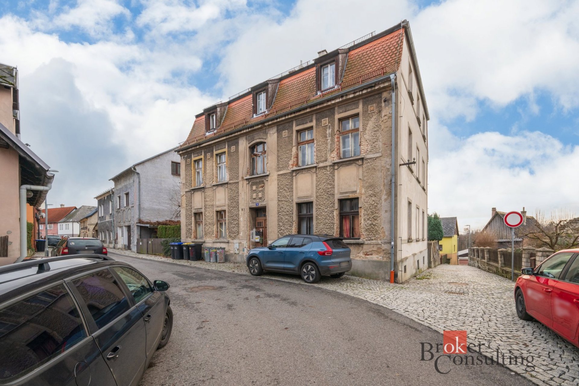 Činžovní dům v centru Jablonného v Podještědí