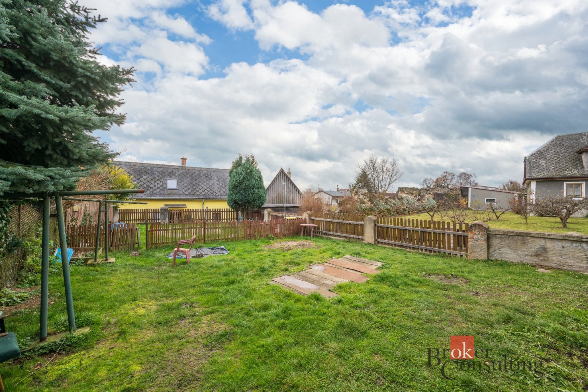 Činžovní dům v centru Jablonného v Podještědí