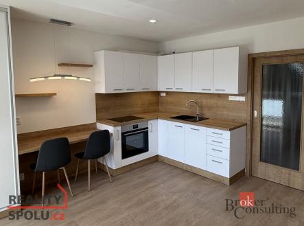 Pronájem bytu, 1+kk, 34 m²