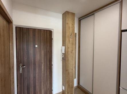 Pronájem bytu, 1+kk, 34 m²