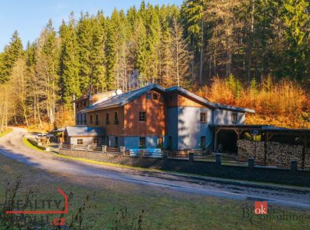 Prodej - komerční objekt, jiný, 650 m²