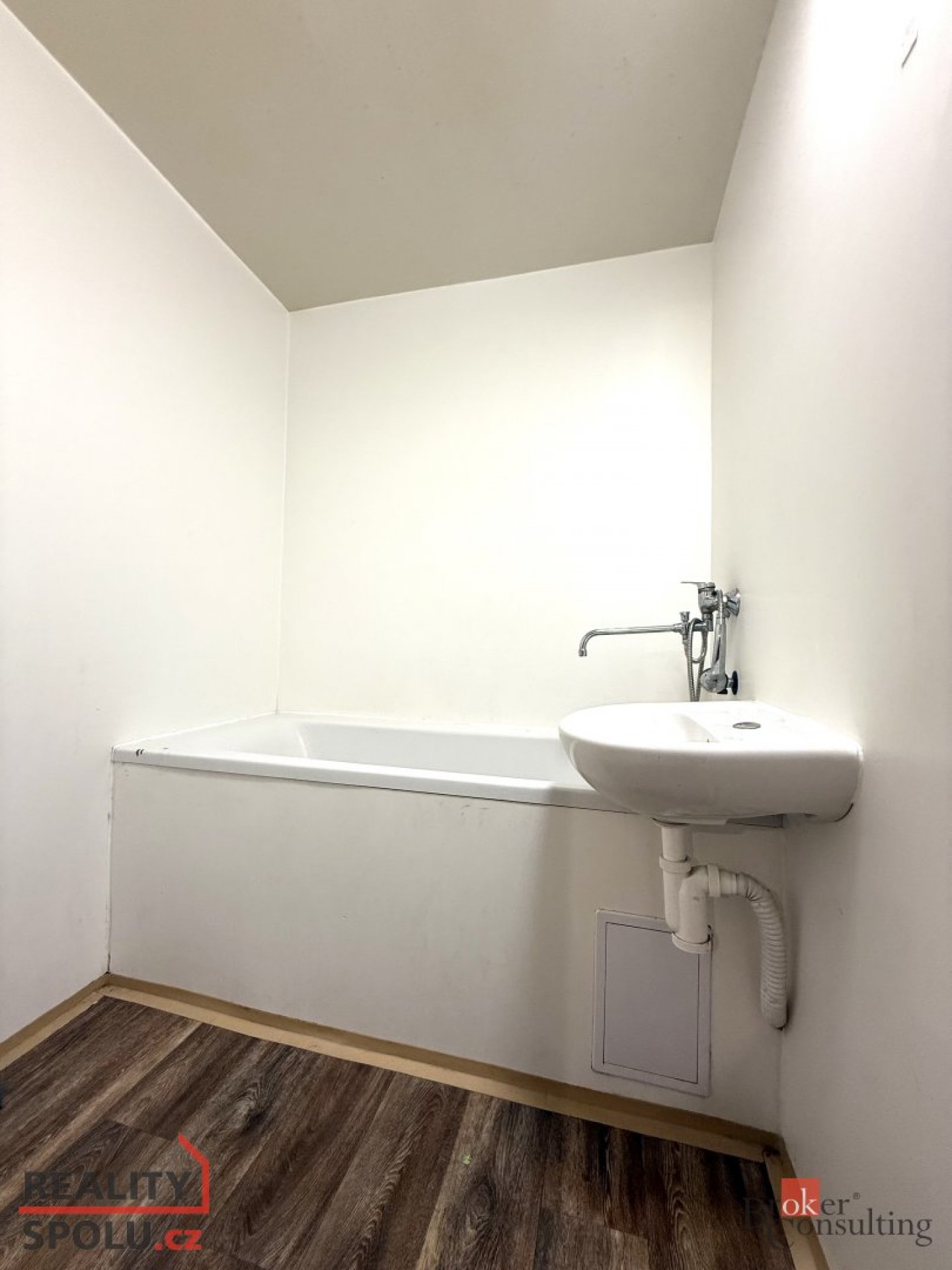 Podnájem, byty/2+1, 51.61 m2, Zahradní 5173, 43004 Chomutov, Chomutov [ID 79612]