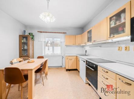 Prodej - dům/vila, 197 m²