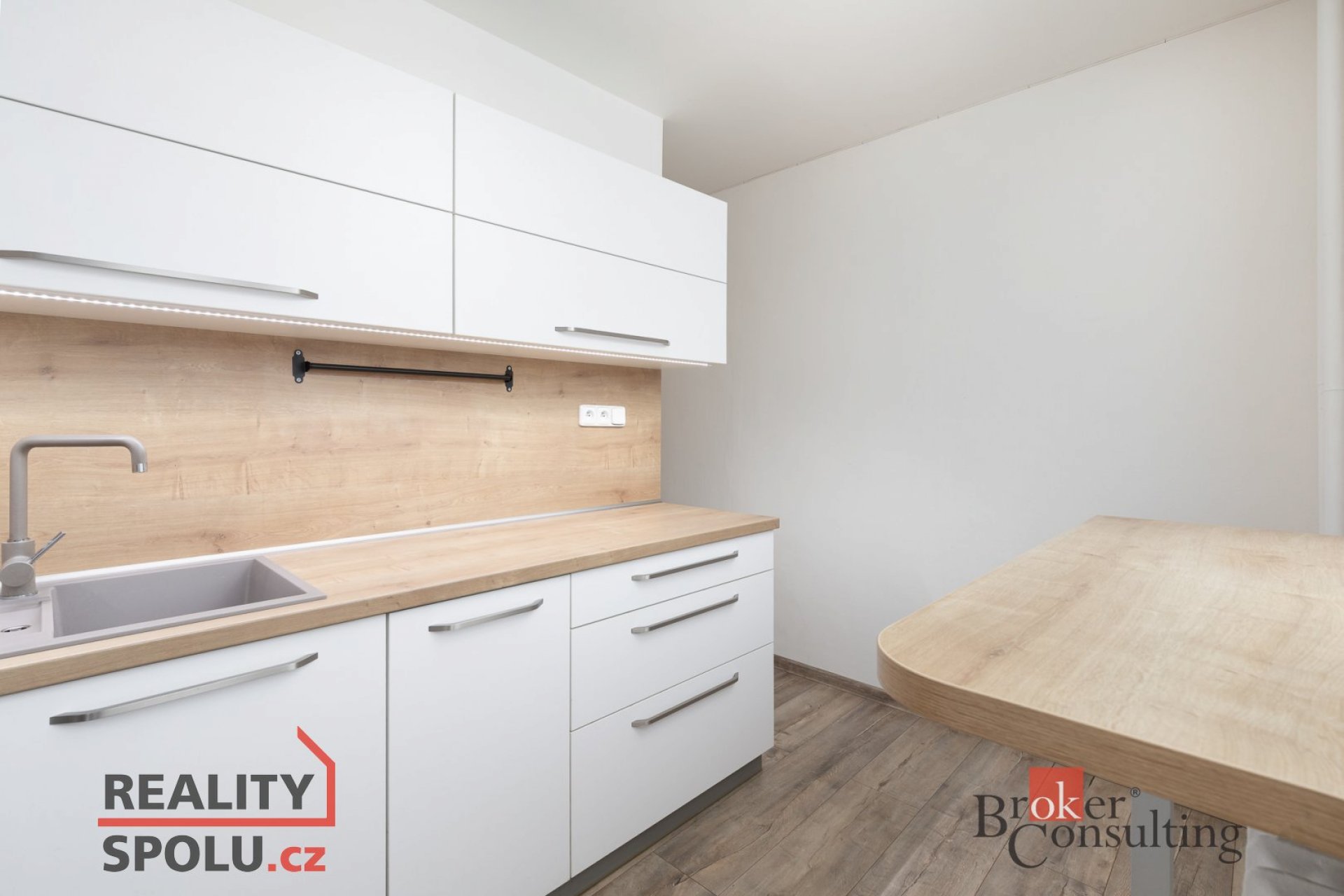 Převod dr. podílu, byty/3+1, 54 m2, Masarykova třída 854, 73514 Orlová, Karviná [ID 79247]