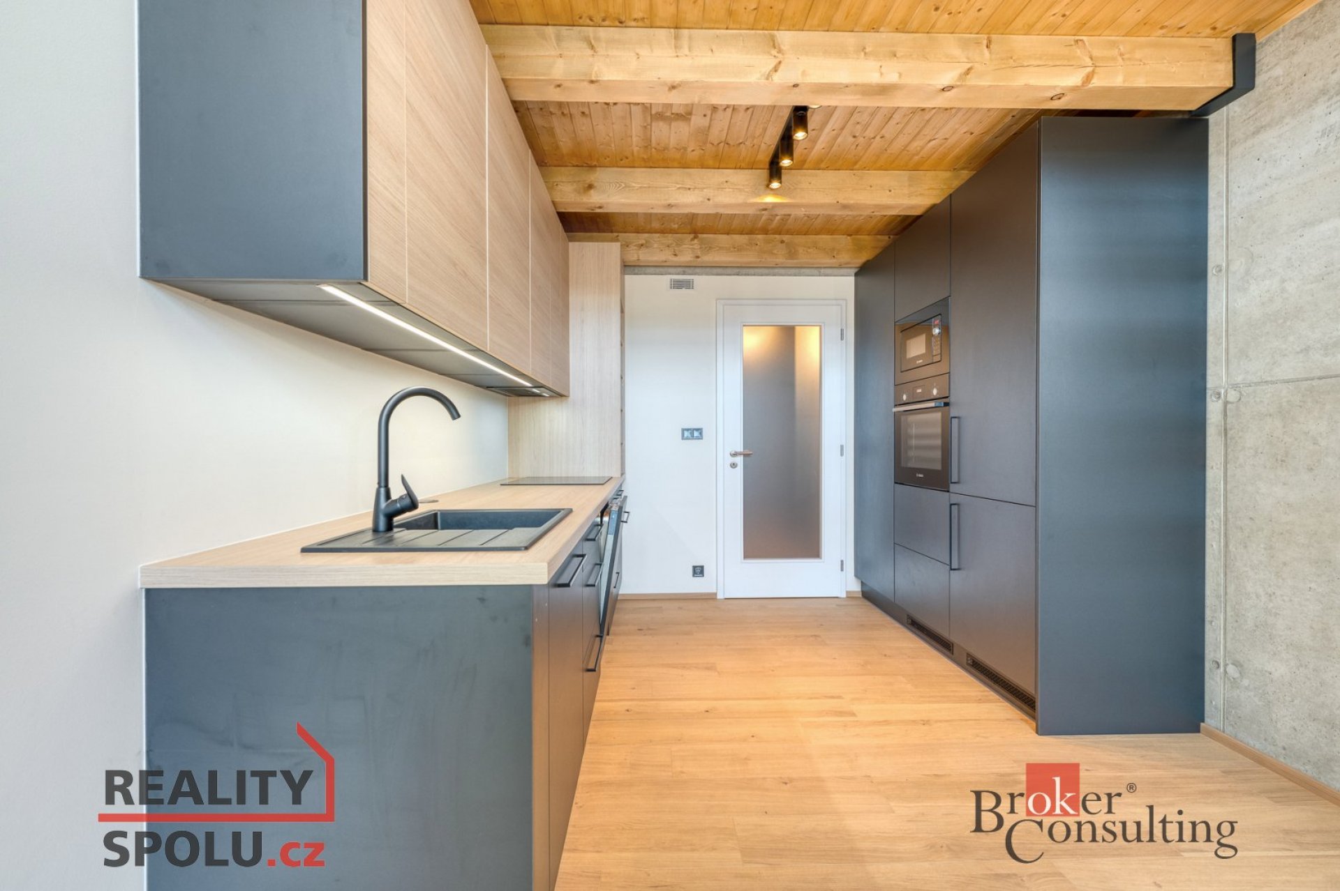 Stylový byt v novostavbě - Lofty Kolbenova