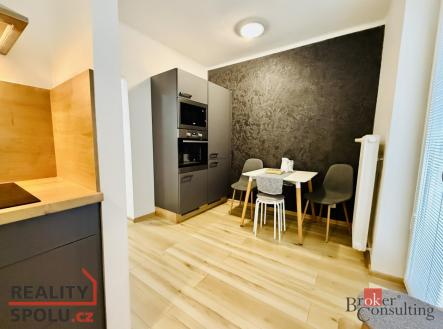 Pronájem bytu, 3+1, 74 m²