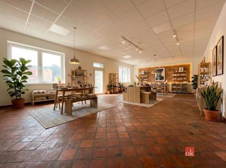 Pronájem - komerční objekt, jiný, 99 m²