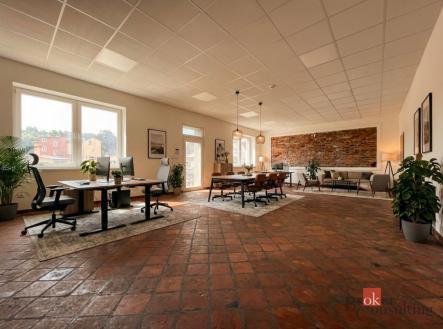 Pronájem - komerční objekt, jiný, 99 m²