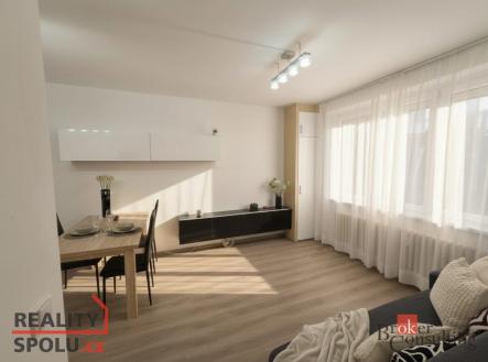 Pronájem bytu, 2+kk, 44 m²