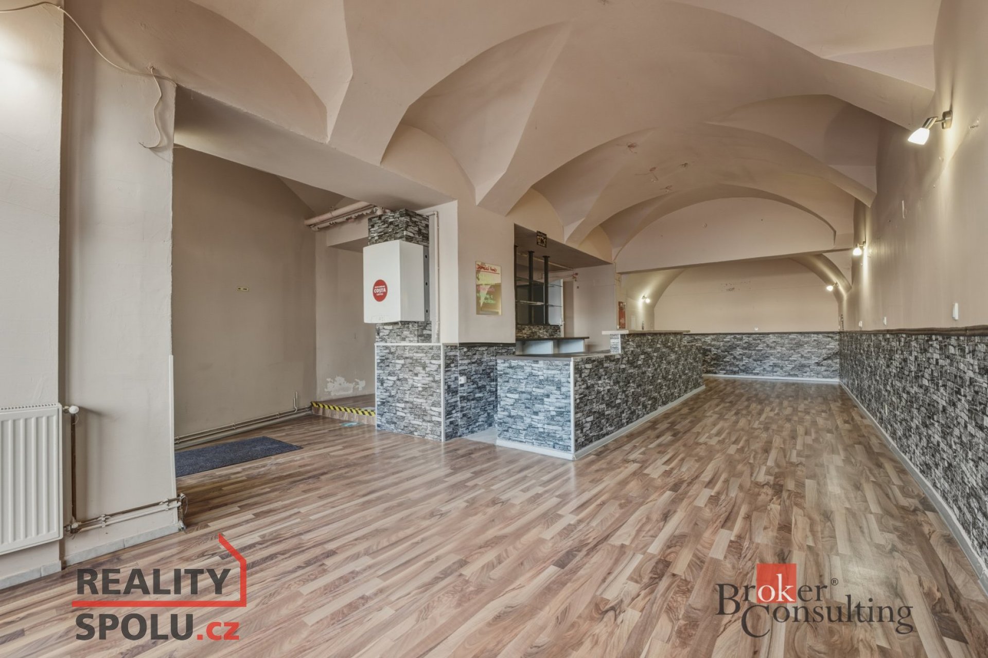 Prodej, komerční/restaurace, 110.79 m2, Masarykovo náměstí 25, 50346 Třebechovice pod Orebem, Hradec