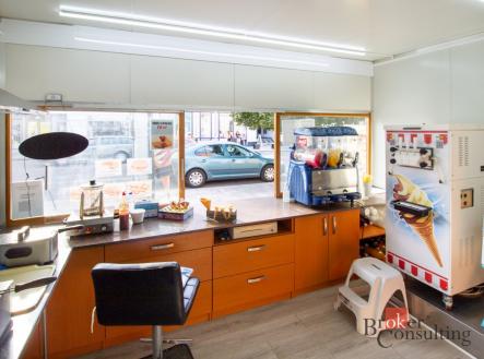 Prodej - komerční objekt, jiný, 16 m²