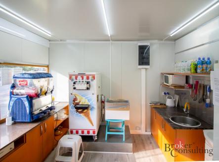 Prodej - komerční objekt, jiný, 16 m²