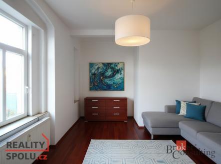 Prodej - komerční objekt, jiný, 300 m²