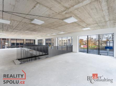 Pronájem - komerční objekt, jiný, 232 m²