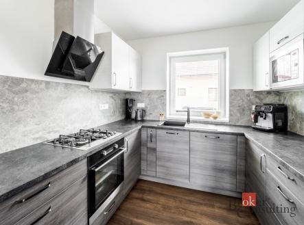 Prodej - dům/vila, 202 m²