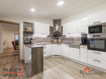 Prodej - dům/vila, 197 m²