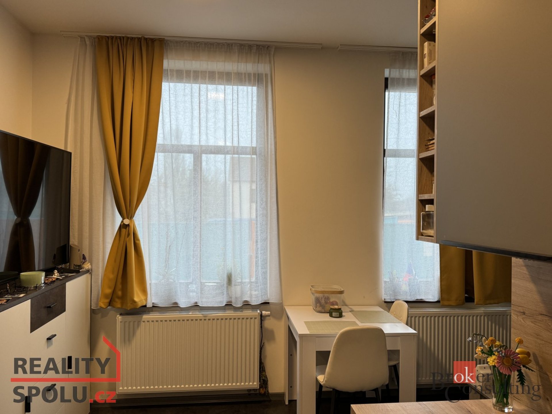 Pronájem, byty/1+kk, 28 m2, V Roháčích 473/63, 15800 Praha, Hlavní město Praha [ID 80664]