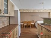 Pronájem bytu, 3+kk, 64 m²