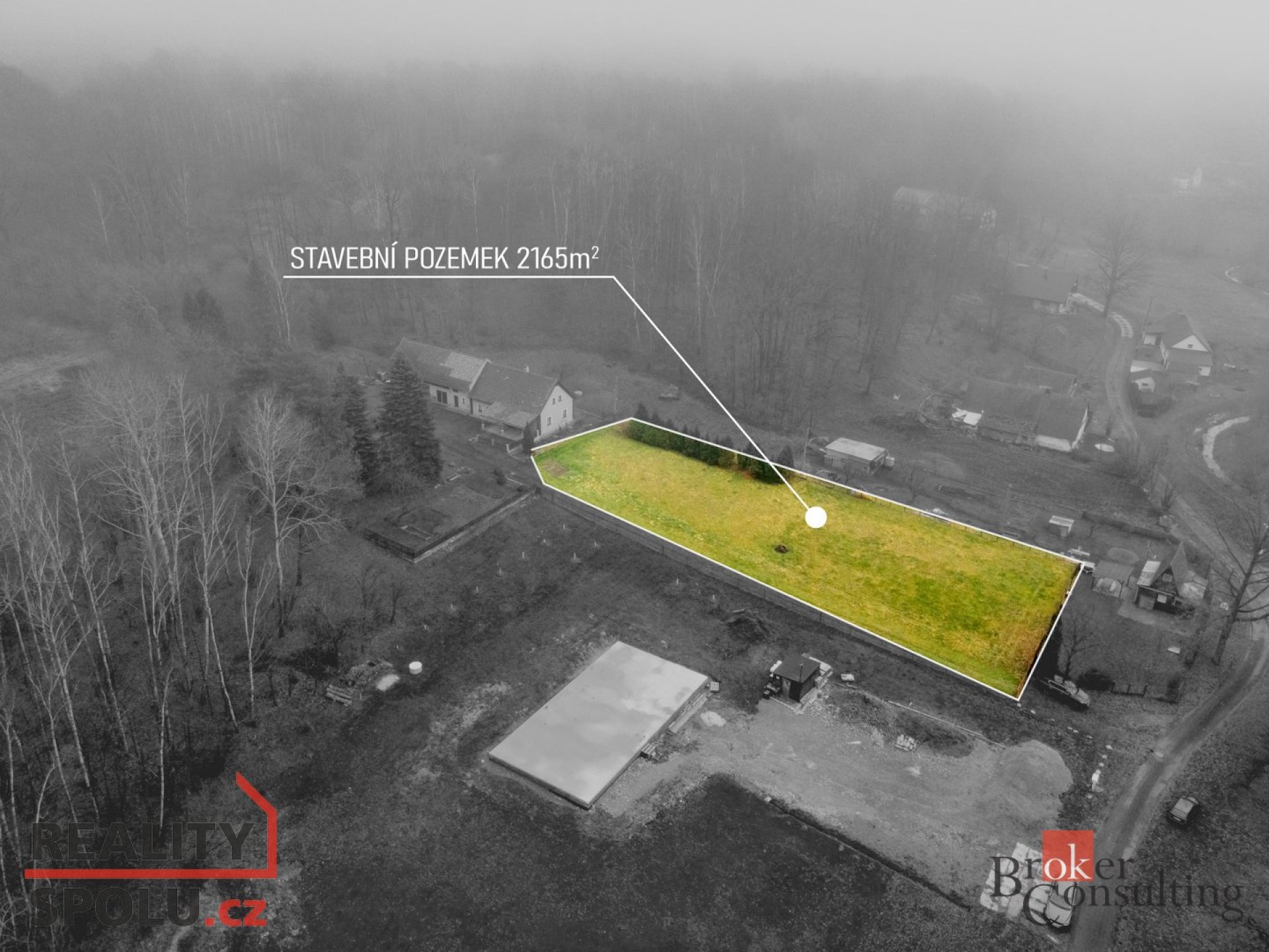 Stavební pozemek s podílem na příjezdové cestě