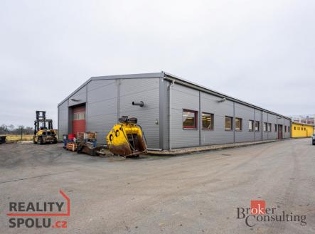 Pronájem - komerční objekt, výroba, 700 m²