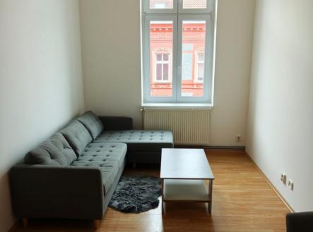 Pronájem bytu, 1+1, 44 m²